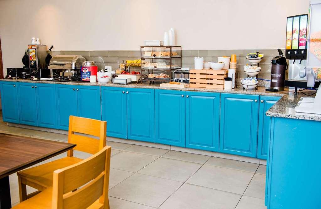 Country Inn & Suites By Radisson, Brockton Restoran fotoğraf