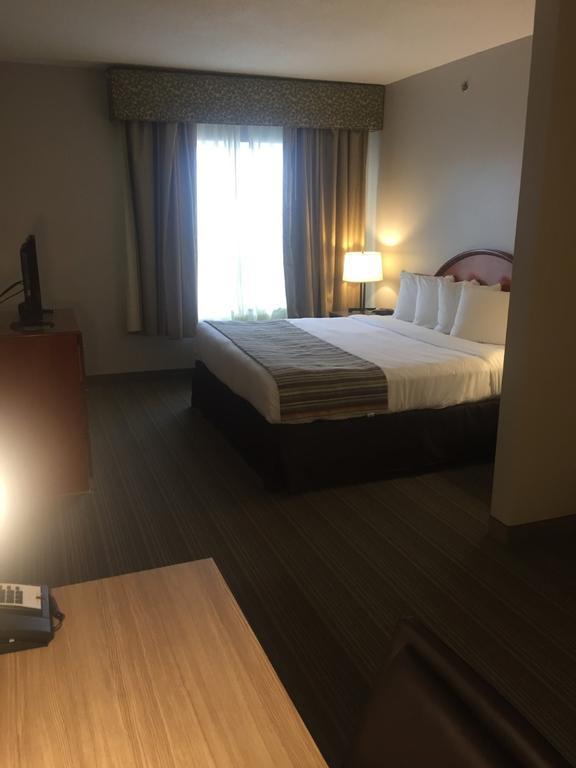 Country Inn & Suites By Radisson, Brockton Dış mekan fotoğraf